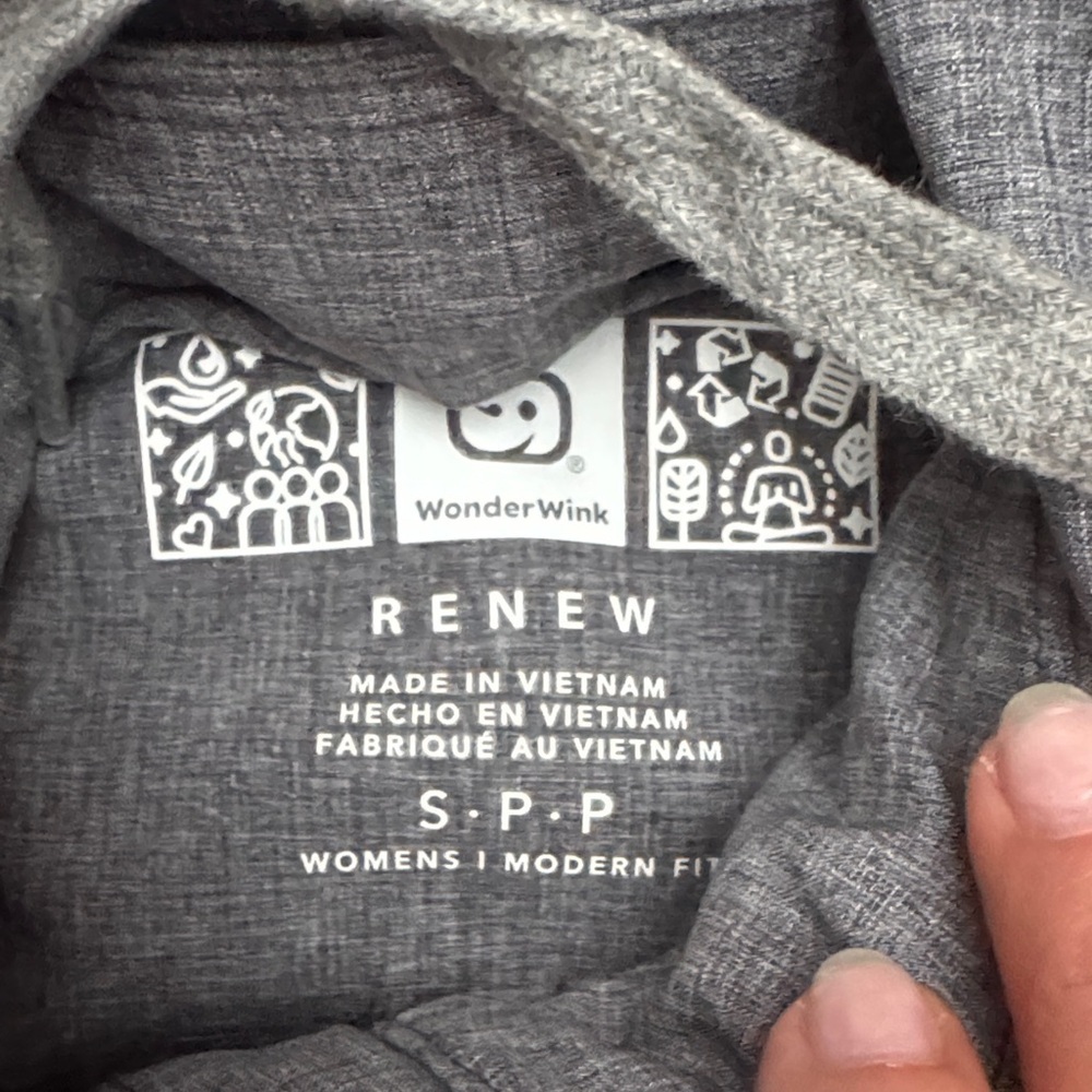 WonderWink Women's Charcoal Hooded Jacket - Picture 2 of 7